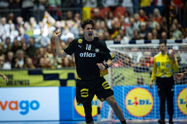 HERNING, DENMARK - JANUARY 19: celebration goal celebration Julian Köster (Germany, 18) during the EHF EURO 2026 match between Germany vs Spain at Jyske Bank Boxen Arena on matchday 3 of the Group Matches Group A on January 19, 2026 in Herning, Denmark. Midtjylland Denmark Copyright: xMarioxM.xKobergx