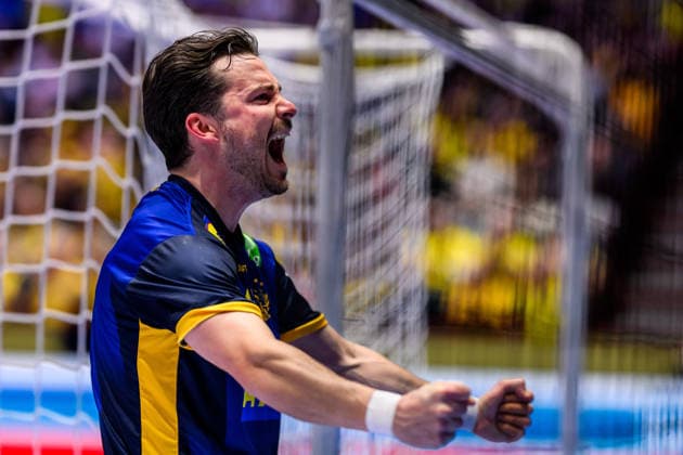 260119 Sebastian Karlsson of Sweden celebrates during the EHF European Handball Championship preliminary round match between Georgia and Sweden on January 19, 2026 in Malmö Photo Petter Arvidson BILDBYRAN kod PA PA1125 handball handball handball handballs em 2026 georgia sverige sweden ehf european handball championship georgia bbeng jubel  Copyright: PETTERxARVIDSON BB260119PA185