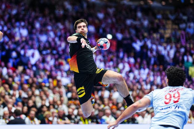 Throw Goal Renars Uscins Germany, 23 DEN, Germany vs Spain, Handball, EHF European Championship 2026, Group A, Matchday 3, 19 01 2026 DEN, Germany vs Spain, Handball, EHF European Championship 2026, Group A, Matchday 3, 19 01 2026 Herning Copyright: xEibner-Pressefoto MarcelxvonxFehrnx EP_MFN