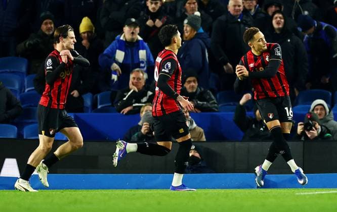 Marcus Tavernier of AFC Bournemouth celebrates scoring a goal after making the score 0-1. Brighton and Hove Albion v AFC Bournemouth, Premier League, Football, American Express Community Stadium, Brighton, UK - 19 Jan 2026Brighton American Express Community Stadi United Kingdom EDITORIAL USE ONLY No use with unauthorised audio, video, data, fixture lists, club league logos or live services. Online in-match use limited to 120 images, no video emulation. No use in betting, games or single club league player publications.  Copyright: xJamesxMarsh Shutterstockx 16348254al