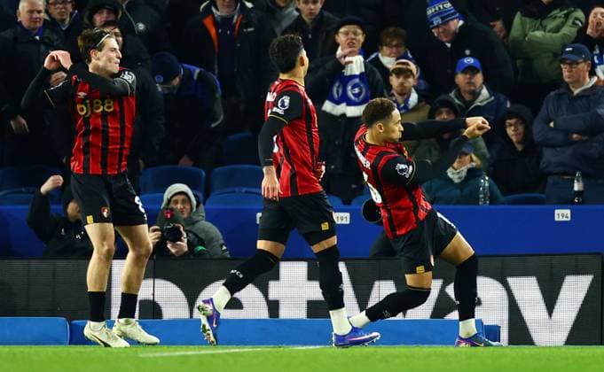 Marcus Tavernier of AFC Bournemouth celebrates scoring a goal after making the score 0-1. Brighton and Hove Albion v AFC Bournemouth, Premier League, Football, American Express Community Stadium, Brighton, UK - 19 Jan 2026Brighton American Express Community Stadi United Kingdom EDITORIAL USE ONLY No use with unauthorised audio, video, data, fixture lists, club league logos or live services. Online in-match use limited to 120 images, no video emulation. No use in betting, games or single club league player publications.  Copyright: xJamesxMarsh Shutterstockx 16348254am