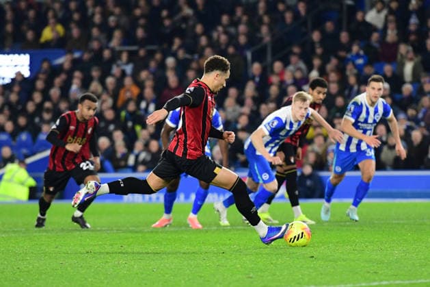 Brighton and Hove Albion v Bournemouth, Premier League GOAL 0-1 scored from the penalty spot by Marcus Tavernier Midfielder of Bournemouth FC during the Premier League match between Brighton and Hove Albion and Bournemouth at the American Express Stadium, Brighton and Hove, UK on 19 January 2026. Brighton and Hove American Express Stadium East Sussex UK Editorial use only DataCo restrictions apply See www.football-dataco.com , Copyright: xJeffxMoodx PSI-23593-0023