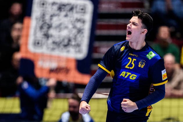 260119 Nikola Roganovic of Sweden celebrates during the EHF European Handball Championship preliminary round match between Georgia and Sweden on January 19, 2026 in Malmö Photo Petter Arvidson BILDBYRAN kod PA PA1125 handball handball handball handballs em 2026 georgia sverige sweden ehf european handball championship georgia bbeng jubel  Copyright: PETTERxARVIDSON BB260119PA225