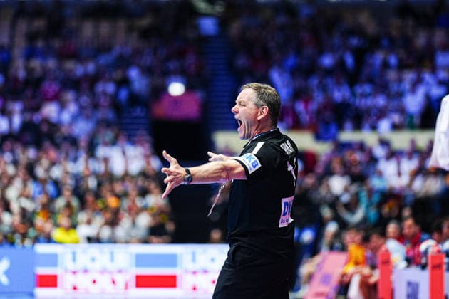 Alfred Gislason Germany, Coach wuetend DEN, Germany vs Spain, Handball, EHF European Championship 2026, Group A, Matchday 3, 19 01 2026 DEN, Germany vs Spain, Handball, EHF European Championship 2026, Group A, Matchday 3, 19 01 2026 Herning Copyright: xEibner-Pressefoto MarcelxvonxFehrnx EP_MFN