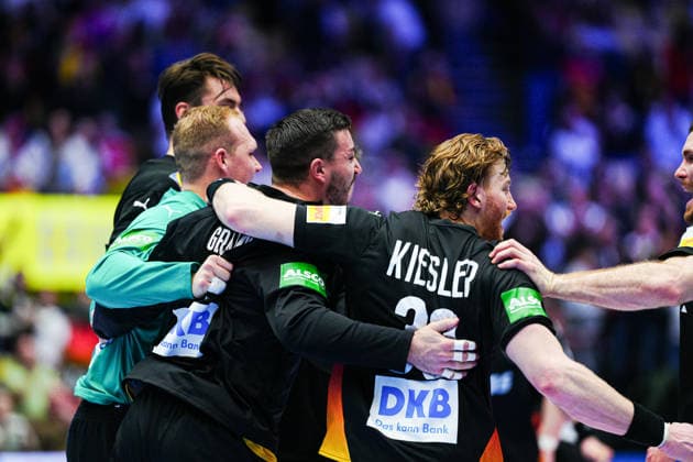 Germany cheers after victory at the end of the match DEN, Germany vs Spain, Handball, EHF European Championship 2026, Group A, Matchday 3, 19 01 2026 DEN, Germany vs Spain, Handball, EHF European Championship 2026, Group A, Matchday 3, 19 01 2026 Herning Copyright: xEibner-Pressefoto MarcelxvonxFehrnx EP_MFN