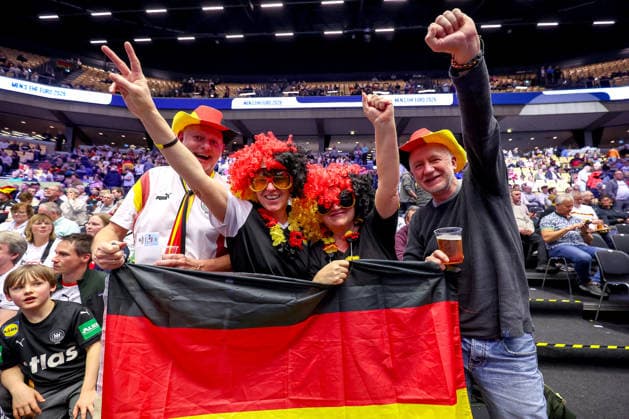 19 01 2026, Handball, Men s EHF EURO 2026, Germany Spain, Jyske Bank Boxen in Herning, Denmark, Preliminary Round Thousands of German fans have traveled to Herning to cheer on the team euphorically Denmark