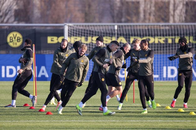 Dortmund, Germany 19 January 2026 Champions League 2025 2026 Borussia Dortmund final training session Pictured The Borussia Dortmund players at the final training session in Dortmund ahead of the UCL match against Tottenham Hotspur in London Hohenbuschei training ground North Rhine-Westphalia Copyright: xFotostandx xFantinix