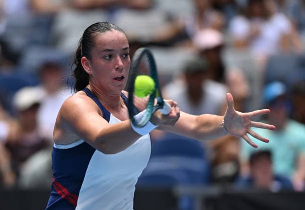 TENNIS AUSTRALIAN OPEN, Tereza Valentova of the Czech Republic in action during the Women™s 1st round match against Maya Joint of Australia on day 3 of the 2026 Australian Open tennis tournament at Melbourne Park in Melbourne, Tuesday, January 20, 2026. ( NO ARCHIVING MELBOURNE VICTORIA AUSTRALIA  Copyright: xJAMESxROSSx 20260120189906399200
