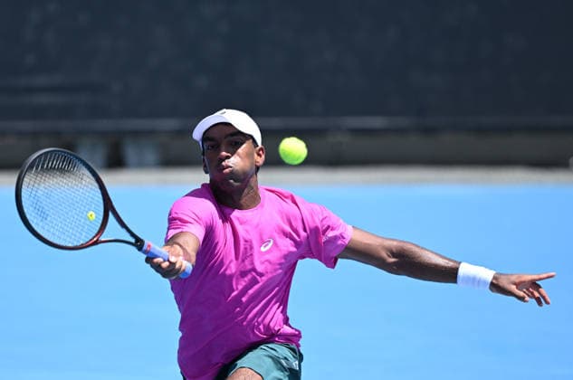 TENNIS AUSTRALIAN OPEN, Nishesh Basavareddy of USA in action during the Men™s 1st round match against Christopher O™Connell of Australia on day 3 of the 2026 Australian Open tennis tournament at Melbourne Park in Melbourne, Tuesday, January 20, 2026. ( NO ARCHIVING MELBOURNE VICTORIA AUSTRALIA  Copyright: xJAMESxROSSx 20260120120994887674