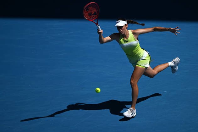 TENNIS AUSTRALIAN OPEN, Kaja Juvan of Slovenia in action during the Women™s 1st round match against Elena Rybakina of Kazakhstan on day 3 of the 2026 Australian Open tennis tournament at Melbourne Park in Melbourne, Tuesday, January 20, 2026. ( NO ARCHIVING MELBOURNE VICTORIA AUSTRALIA  Copyright: xJAMESxROSSx 20260120172985624365