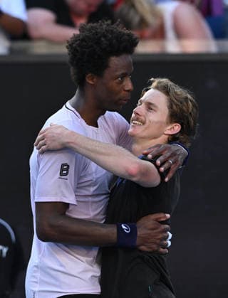 TENNIS AUSTRALIAN OPEN, Dane Sweeny of Australia (r) reacts with Gael Monfils of France after winning the Men™s first round match day 3 of the 2026 Australian Open tennis tournament at Melbourne Park in Melbourne, Tuesday, January 20, 2026. ( NO ARCHIVING MELBOURNE VICTORIA AUSTRALIA  Copyright: xJAMESxROSSx 20260120153306402281