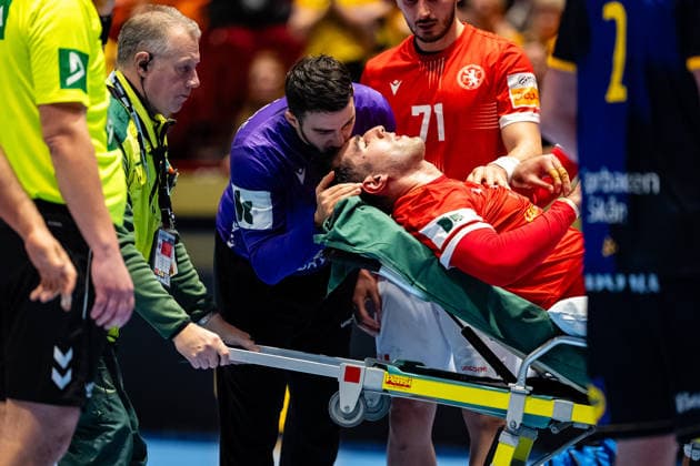 Georgia v Sweden, EHF EURO 2026, Malmo, Sweden Malmo, Sweden - 2026, January 19 : Erekle Arsenashvili (18) of Georgia getting treated of an injury and getting moved from the pitch on a streacher seen during the EHF Euro 2026 match between Georgia v Sweden at Malmo Arena, Malmo Sweden, Malmö  Copyright: xGonzalesxPhoto TobiasxJorgensenx
