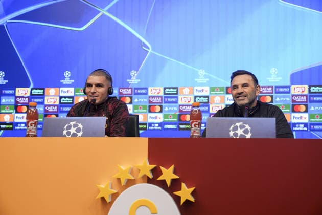 Ahead of Galatasaray v Atletico Madrid match ISTANBUL, TURKIYE - JANUARY 20: Head coach Okan Buruk (R) and Lucas Torreira (L) of Galatasaray attend a press conference, PK, Pressekonferenz in Kemerburgaz Metin Oktay Facilities, Istanbul on January 20, 2026, ahead of UEFA Champions League week 7 match between Galatasaray and Atletico Madrid. Arife Karakum Anadolu Istanbul Turkey. Editorial use only. Please get in touch for any other usage.  Copyright: x2026xAnadoluxArifexKarakumx