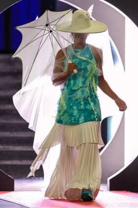 Naomi Osaka walks onto court ahead of her first round match Australian Open tennis tournament, Day Three, Melbourne Park, Australia - 20 Jan 2026Melbourne Melbourne Park Victoria (VIC) Australia  Copyright: xEllaxLing Shutterstockx 16303003hy