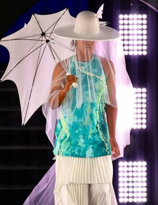 Naomi Osaka walks onto court ahead of her first round match Australian Open tennis tournament, Day Three, Melbourne Park, Australia - 20 Jan 2026Melbourne Melbourne Park Victoria (VIC) Australia  Copyright: xEllaxLing Shutterstockx 16303003id