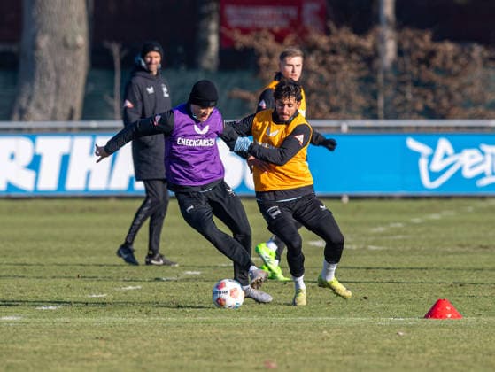 Soccer, Men, Season 2025 26, 2 Bundesliga, Hertha BSC, Training, f l Janne Berner Hertha BSC , Kevin Sessa Hertha BSC , 20 01 2026, Copyright: xSebastianxRäppold MatthiasxKochx