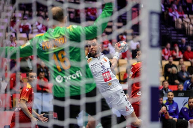 4 Velkovski, Martin in action during the match between NORTH MACEDONIA VS ROMANIA, valid for Men s EHF EURO 2026 at Jyske Bank Boxen in Herning on 20 January 2026. Herning Jyske Bank Boxen Herning Denmark Copyright: xIMAGOx xPRIMExSPORTSxIMAGESx xANGELOxMOREIRAx