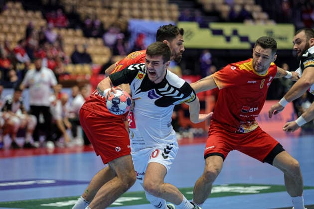 10 Mitev, Marko in action during the match between NORTH MACEDONIA VS ROMANIA, valid for Men s EHF EURO 2026 at Jyske Bank Boxen in Herning on 20 January 2026. Herning Jyske Bank Boxen Herning Denmark Copyright: xIMAGOx xPRIMExSPORTSxIMAGESx xANGELOxMOREIRAx