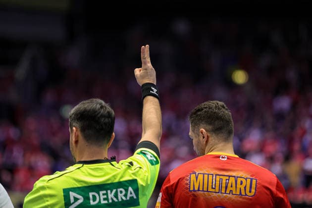 iReferees in the Match between NORTH MACEDONIA VS ROMANIA, valid for Men s EHF EURO 2026 at Jyske Bank Boxen in Herning on 20 January 2026. Herning Jyske Bank Boxen Herning Denmark Copyright: xIMAGOx xPRIMExSPORTSxIMAGESx xANGELOxMOREIRAx