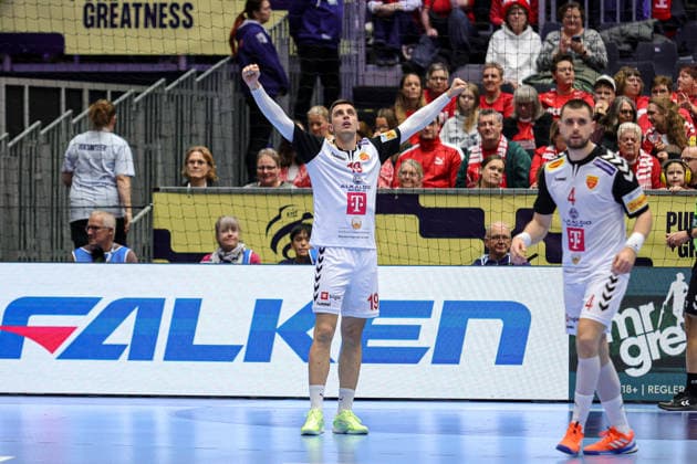 19 Kosteski, Nenad celebrate in the Match between NORTH MACEDONIA VS ROMANIA, valid for Men s EHF EURO 2026 at Jyske Bank Boxen in Herning on 20 January 2026. Herning Jyske Bank Boxen Herning Denmark Copyright: xIMAGOx xPRIMExSPORTSxIMAGESx xANGELOxMOREIRAx