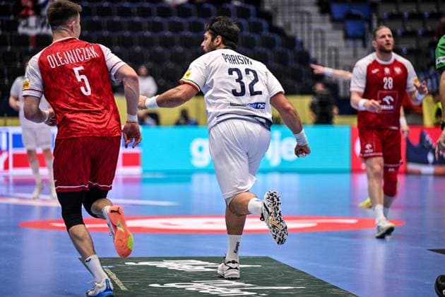 ALTRO - Pallamano - Men s EHF Euro 2026 - Poland vs Italy Andrea Parisini of Italy during Men s EHF Euro 2026 - Poland vs Italy, Handball match in Kristianstad, Sweden, January 20 2026 Kristianstad Sweden  Copyright: xIPAxSport ABACAx