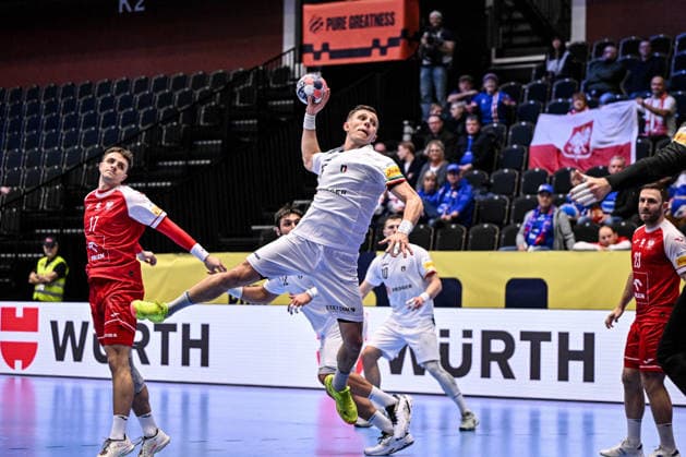 ALTRO - Pallamano - Men s EHF Euro 2026 - Poland vs Italy Simone Mengon of Italy during Men s EHF Euro 2026 - Poland vs Italy, Handball match in Kristianstad, Sweden, January 20 2026 Kristianstad Sweden  Copyright: xIPAxSport ABACAx