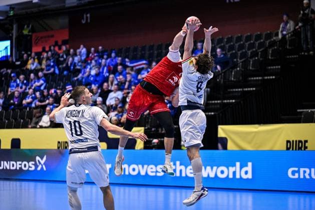 Giacomo Jack Savini of Italy during Men s EHF Euro 2026 - Poland vs Italy, Handball match in Kristianstad, Sweden, January 20 2026  Copyright: xLuigixCanu IPAxSportx xipa-agency.netx xx IPA_70336169 IPA_Agency_IPA70336169