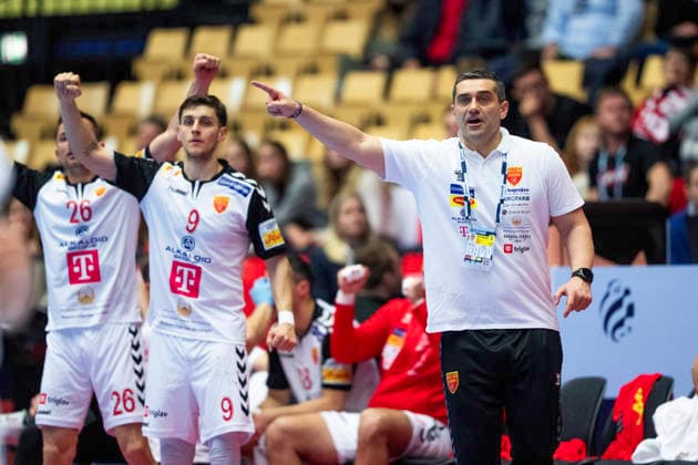 EHF Handball European Championship North Macedonia Romania North Macedonia s national coach Kiril Lazarov reacts during the men s handball match between North Macedonia and Romania in EHF Euro 2026 group B at Jyske Bank Boxen in Herning on Tuesday, January 20, 2026 Photo Bo Amstrup Ritzau Scanpix , Herning Denmark Mors  Copyright: BoxAmrstrupx xRitzauxScanpix BoxAmstrupx spdk20260120-195135-L
