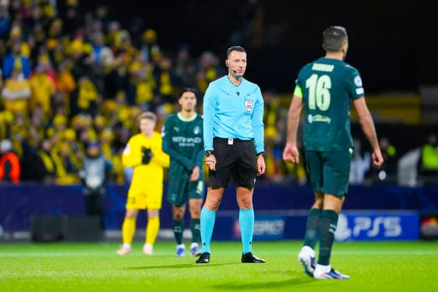 Football, Champions League 2025 2026 Bodo Glimt Manchester City Bodo 20260120 Referee Sven Jablonski in the Champions League football match between Bodo Glimt and Manchester City at Aspmyra Stadium Photo Fredrik Varfjell NTB Bodo Norway EDITORIAL USE ONLY RESTRICTED USE FOR BETTING COMPANIES  Copyright: xFredrikxVarfjellx xNTBx