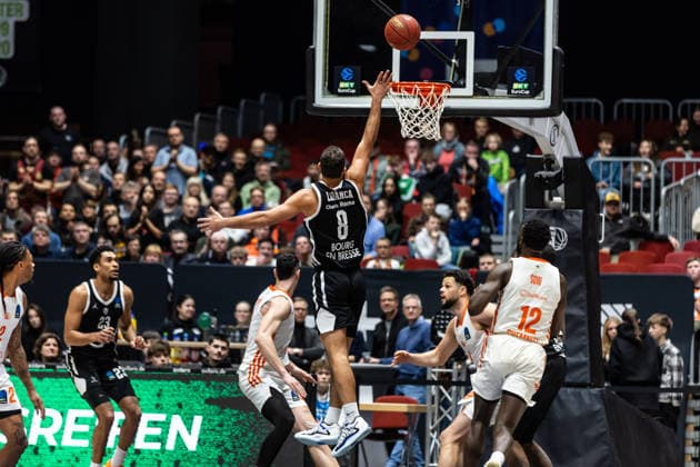 GER, BKT EuroCup, Season 2025 2026, Niners Chemnitz Cosea JL Bourg en Bresse 20 01 2026, Fair, Chemnitz, GER, BKT EuroCup, Season 2025 2026, Niners Chemnitz Cosea JL Bourg en Bresse Antony Labanca Cosea JL Bourg en Bresse 8 Photo Alexander Trienitz Chemnitz Fair Saxony Germany