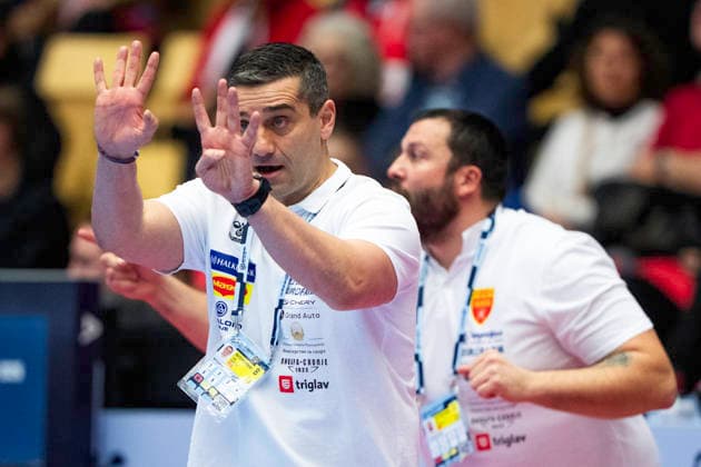 EHF Handball European Championship North Macedonia Romania North Macedonia s national coach Kiril Lazarov reacts during the men s handball match between North Macedonia and Romania in the EHF Euro 2026 group B at Jyske Bank Boxen in Herning on Tuesday, January 20, 2026 Photo Bo Amstrup Ritzau Scanpix , Herning Denmark Mors  Copyright: BoxAmrstrupx xRitzauxScanpix BoxAmstrupx spdk20260120-200951-L