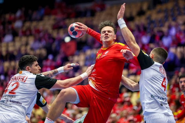 20 01 2026, Handball, Men s EHF EURO 2026, North Macedonia Romania, Jyske Bank Boxing in Herning, Denmark, Preliminary Round Daniel Stanciuc Romania 44 in a duel against Martin Velkovski North Macedonia 04 Denmark
