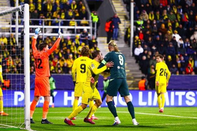 Football, Champions League 2025 2026 Bodo Glimt Manchester City Bodo 20260120 Bodo Glimt s Fredrik Bjorkan left and Manchester City s Erling Braut Haaland in the Champions League football match between Bodo Glimt and Manchester City at Aspmyra Stadium Photo Mats Torbergsen NTB Bodo Norway EDITORIAL USE ONLY RESTRICTED USE FOR BETTING COMPANIES  Copyright: xMatsxTorbergsenx xNTBx