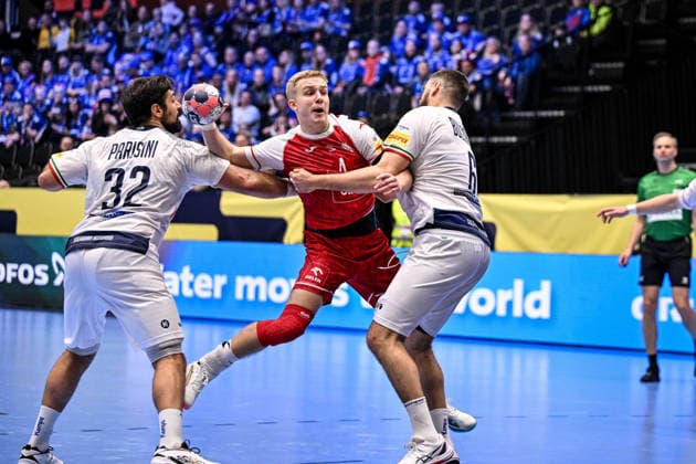 Piotr Jedraszczyk of Poland during Men s EHF Euro 2026 - Poland vs Italy, Handball match in Kristianstad, Sweden, January 20 2026  Copyright: xLuigixCanu IPAxSportx xipa-agency.netx xx IPA_70338112 IPA_Agency_IPA70338112