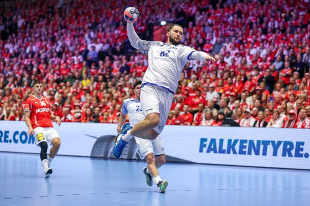 20 01 2026, Handball, Men s EHF EURO 2026, Denmark Portugal, Jyske Bank Boxen in Herning, Denmark, Preliminary Round Jenilson Varela Monteiro Portugal 11 Denmark
