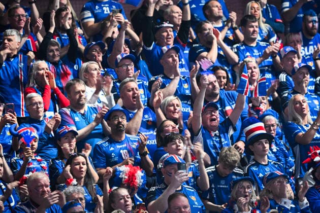 Icelandic supporters before the 2026 EHF European Men s Handball Championship the EHF Euro 2026 match between Hungary and Iceland at Kristianstad Arena, in Kristianstad, Sweden, on January 20, 2026 KRISTIANSTAD SWEDEN x50090x  Copyright: xJohanxNilsson TTx EHF EURO 2026 HUNGARY-ICELAND