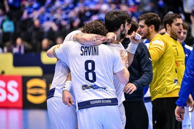 Davide Bulzamini of Italy, Giacomo Jack Savini of Italy during Men s EHF Euro 2026 - Poland vs Italy, Handball match in Kristianstad, Sweden, January 20 2026  Copyright: xLuigixCanu IPAxSportx xipa-agency.netx xx IPA_70338602 IPA_Agency_IPA70338602