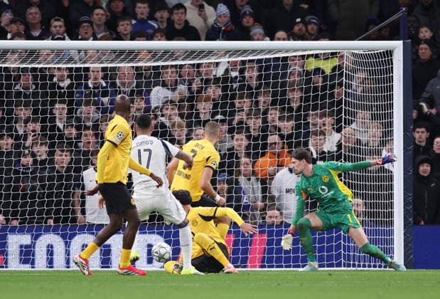 London, England, 20th January 2026. Cristian Romero of Tottenham scores the first goal during the Tottenham Hotspur vs Borussia Dortmund UEFA Champions League match at the Tottenham Hotspur Stadium, London. Picture credit should read: David Klein Sportimage EDITORIAL USE ONLY. No use with unauthorised audio, video, data, fixture lists, club league logos or live services. Online in-match use limited to 120 images, no video emulation. No use in betting, games or single club league player publications. SPI_041_DK_Spurs_Dortmund SPI-4464-0041