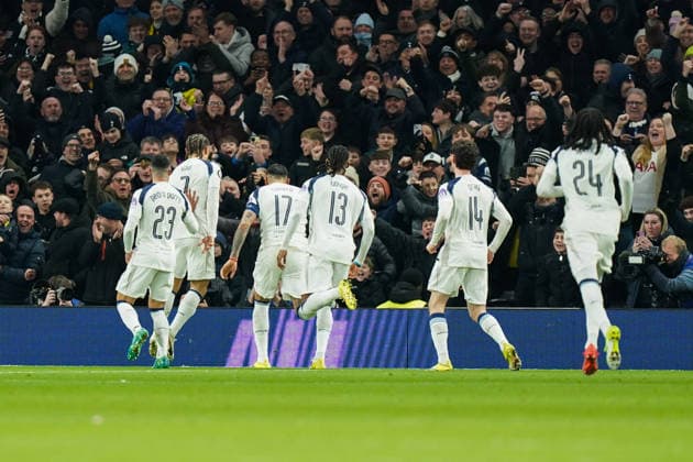 Tottenham Hotspur v Borussia Dortmund, UEFA Champions League Cristian Romero of Tottenham Hotspur celebrating his goal to make it 1-0 during the Tottenham Hotspur v Borussia Dortmund UEFA Champions League match at the Tottenham Hotspur Stadium, London, England on 20 January 2026 Credit: Dylan Hepworth Every Second Media Editorial use only. All images are copyright Every Second Media Limited. No images may be reproduced without prior permission. Copyright: xIMAGO EveryxSecondxMediax ESM-1767-0027 DylanxHepworthx xEveryxSecondxMediax