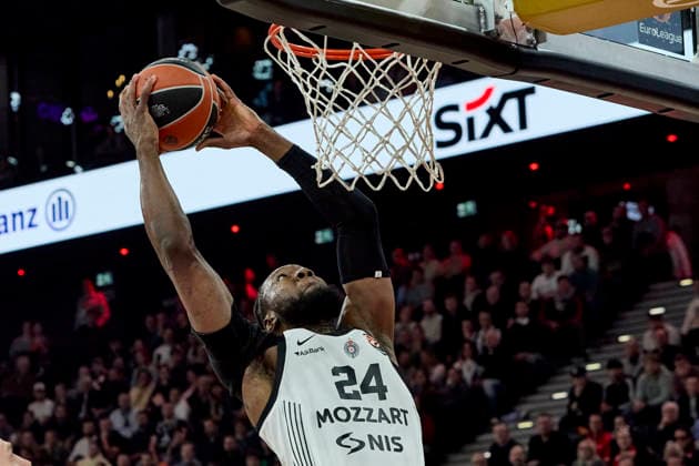 Turkish Airlines EuroLeague Basketball, FC Bayern Munich Basketball vs Partizan Mozzart Bet Belgrade, Munich FC Bayern Basketball, Munich FC Bayern Basketball, Belgrade Partizan Mozzart Bet, 2026 01 20 in Munich SAP Garden FERNANDO Bruno Partizan Mozzart Bet Belgrade Center Nr 24 PAR24 sportworld Munich SAP Garden Bayern Germany