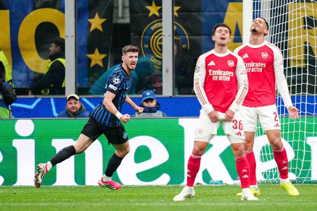 Inter Milan™s Petar Sucic celebrates after scoring goal for his team during the Uefa Champions League soccer match between Inter and Arsenal at the San Siro Stadium in Milan , north Italy - Tuesday , January 20, 2026. - Soccer .  Copyright: xMarcoxAlpozzi LaPressex