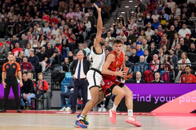 Basketball, Euroleague, 20260120, FC Bayern München Partizan Mozzart Bet Belgrade Pictured from l Cameron PAYNE Belgrade, 15 , Neno DIMITRIJEVIC Bayern, 0 Munich SAP Garden Bayern Germany Copyright: Passion2Press.dex xMarkusxFischex