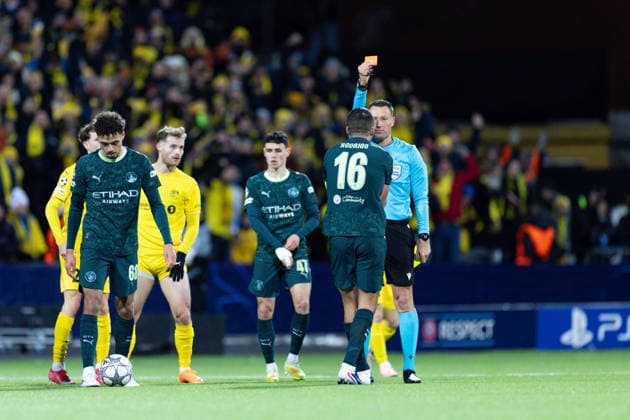 Rodri (16 Man City) receives a red card during the UEFA Champions League football match between Bodo Glimt and Manchester City at Aspmyra in Bodo, Norway. Copyright: xAnexFrosakerx xSPPx Sportspressphoto_SPR83630