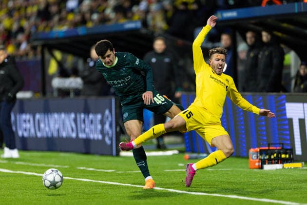 Abdukodir Khusanov (45 Man City) and Fredrik Andre Bjorkan (15 Bodo Glimt) battle for the ball during the UEFA Champions League football match between Bodo Glimt and Manchester City at Aspmyra in Bodo, Norway. Copyright: xAnexFrosakerx xSPPx Sportspressphoto_SPR83644