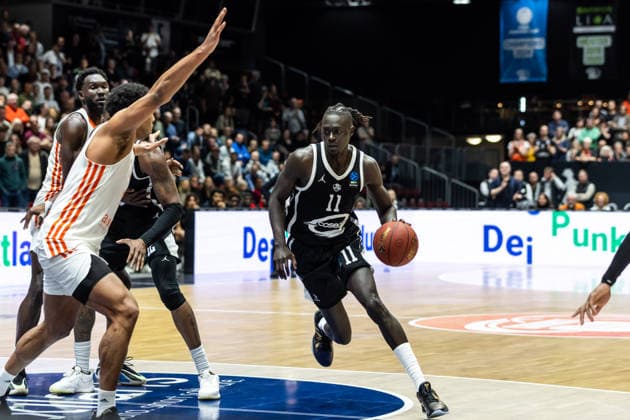 GER, BKT EuroCup, Season 2025 2026, Niners Chemnitz Cosea JL Bourg en Bresse 20 01 2026, Fair, Chemnitz, GER, BKT EuroCup, Season 2025 2026, Niners Chemnitz Cosea JL Bourg en Bresse Both Gach Cosea JL Bourg en Bresse 11 Photo Alexander Trienitz Chemnitz Fair Saxony Germany