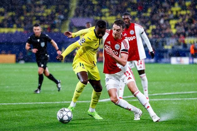 VILLARREAL , 20- 01-2026 , Estadio de la Ceramica, Season 2025 2026, UEFA Champions League match between Villarreal and Ajax. Picture shows Villareal player Nicolas Pepe vs Ajax player Youri Baas Villarreal - Ajax  x200955954x Copyright: