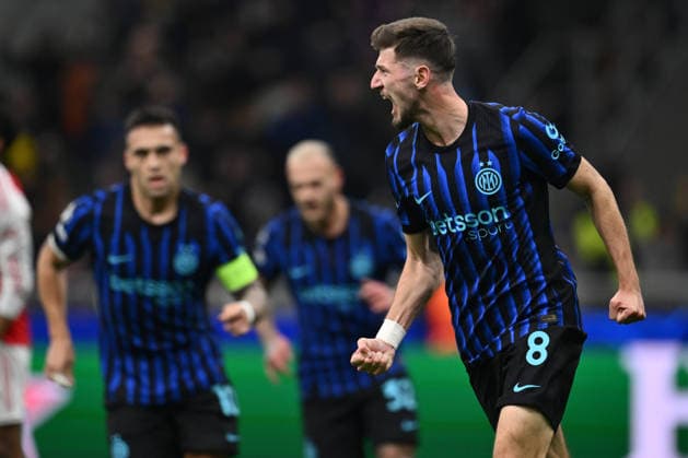 Petar Sucic of F.C. Inter celebrates after scoring the goal of 1-1 during the UEFA Champions League phase day 7 football match between F.C. Inter and Arsenal F.C. at the San Siro Stadium on January 20, 2026 in Milan, Italy.  Copyright: xDomenicoxCippitelli IPAxSportx xipa-agency.netx xx IPA_70342378 IPA_Agency_IPA70342378