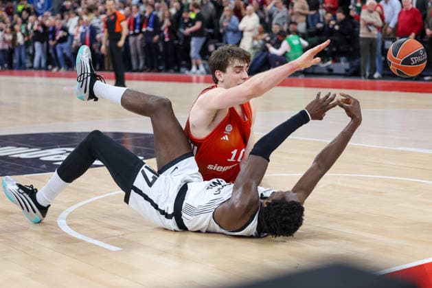 Justinian Jessup FC Bayern Basketball, 10 with Isaac Bonga Partizan Mozzart Bet Belgrade, 17 , GER, FC Bayern Basketball vs Partizan Mozzart Bet Belgrade, Basketball, Euroleague, Matchday 23, Season 2025 2026, 20 01 2026, GER, FC Bayern Basketball vs Partizan Mozzart Bet Belgrade, Basketball, Euroleague, Matchday 23, Season 2025 2026, 20 01 2026 Muenchen Copyright: xEibner-Pressefoto JennixMaulx EP_JML