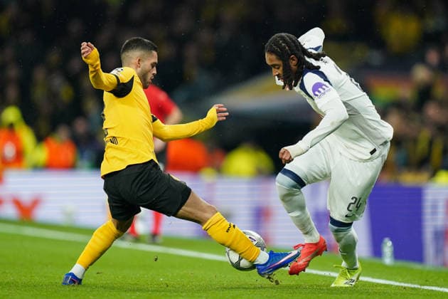 Tottenham Hotspur v Borussia Dortmund, UEFA Champions League Yan Couto of Borussia Dortmund and Djed Spence of Tottenham Hotspur battling for the ball during the Tottenham Hotspur v Borussia Dortmund UEFA Champions League match at the Tottenham Hotspur Stadium, London, England on 20 January 2026 Credit: Dylan Hepworth Every Second Media Editorial use only. All images are copyright Every Second Media Limited. No images may be reproduced without prior permission. Copyright: xIMAGO EveryxSecondxMediax ESM-1767-0048 DylanxHepworthx xEveryxSecondxMediax