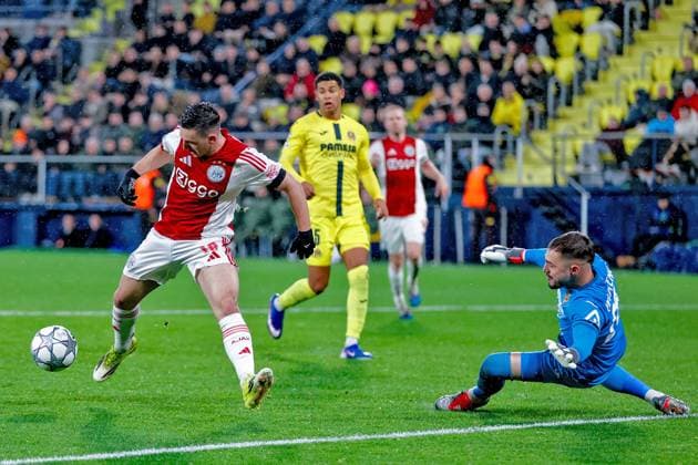 VILLARREAL , 20- 01-2026 , Estadio de la Ceramica, Season 2025 2026, UEFA Champions League match between Villarreal and Ajax. Picture shows Ajax player Oscar Gloukh Villarreal - Ajax  x200957529x Copyright: